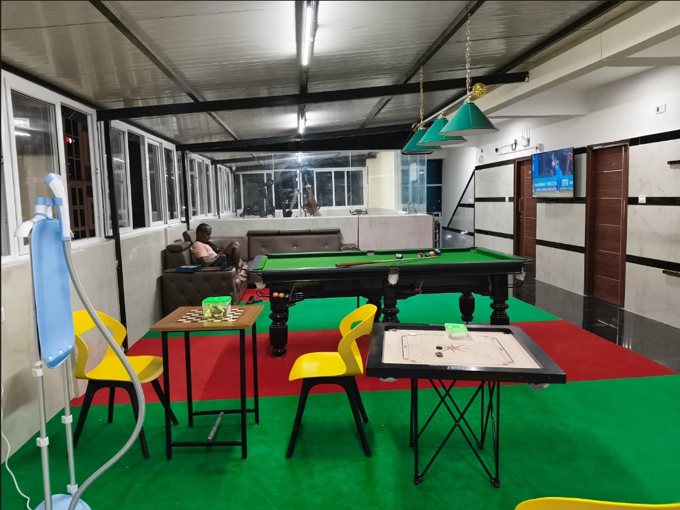 Vennela PG-1 Indoor Games & Recreation Lounge with Snooker, Carrom & Smart TV